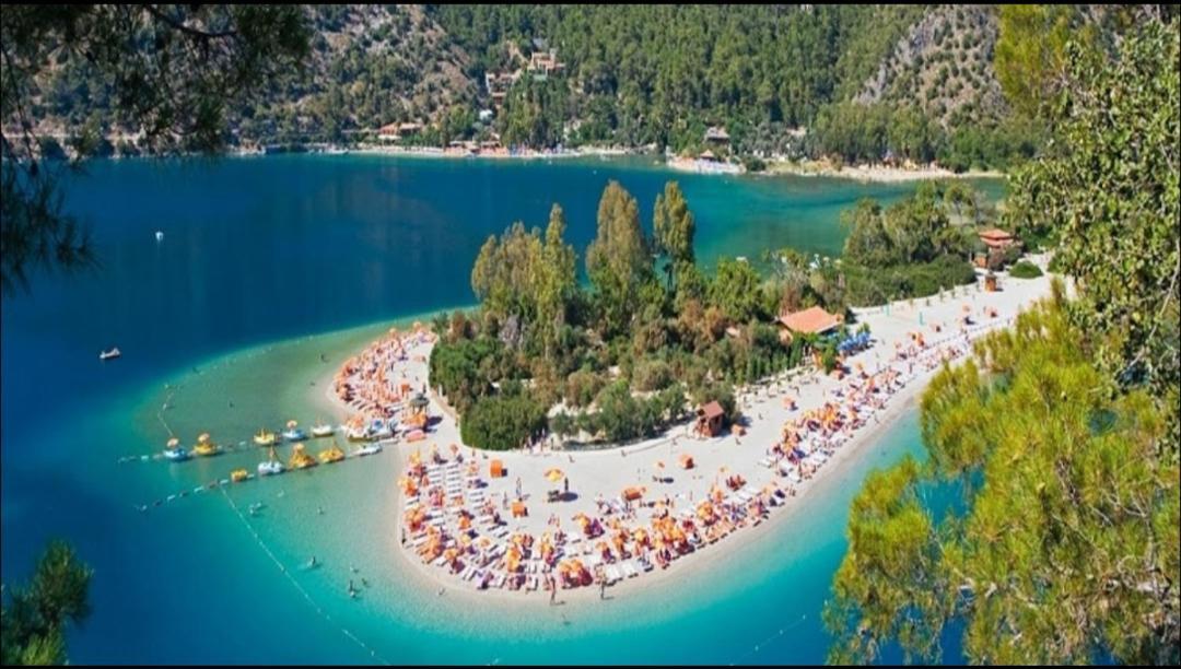 Turtle Apart Aparthotel Fethiye Exterior photo