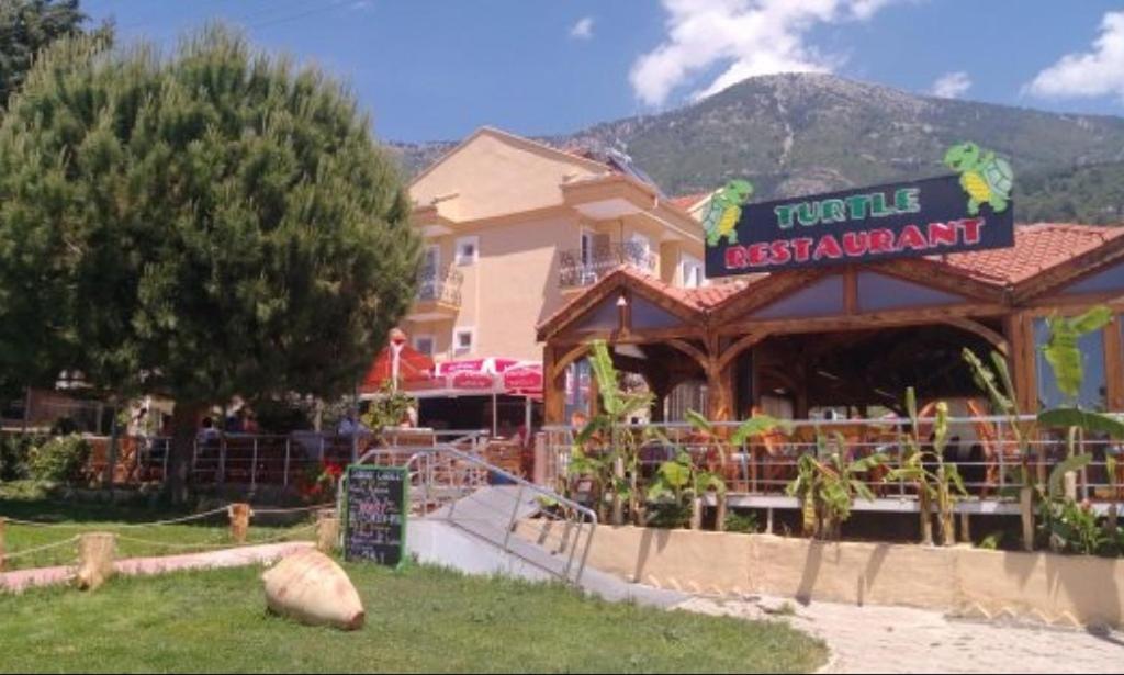 Turtle Apart Aparthotel Fethiye Exterior photo